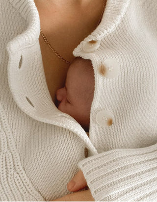 Water and breastfeeding: how much to drink and what water to choose?
